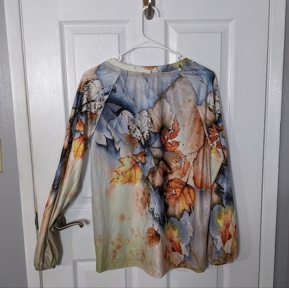 NWT Y2K Fall Leaves All Over Print Long Sleeve V-Neck Noracora Top Size Small - Picture 3 of 8